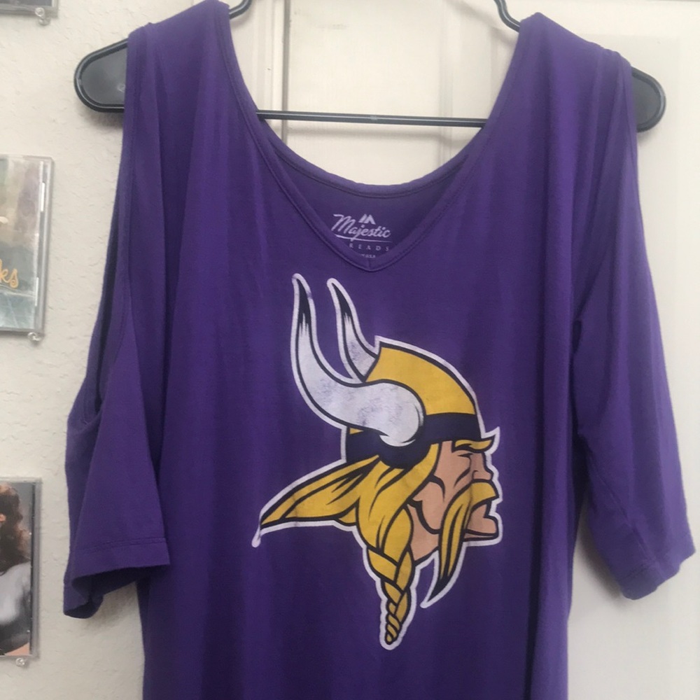 Purple vikings shirt